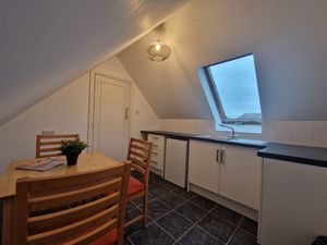 Photo 25- click for photo gallery